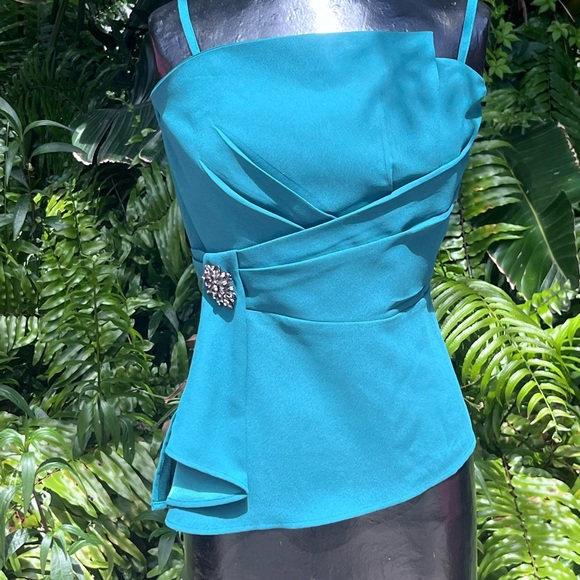 White House Black Market Bustier top gathered waist  rhinestone brooch. Size 12 - Picture 5 of 12